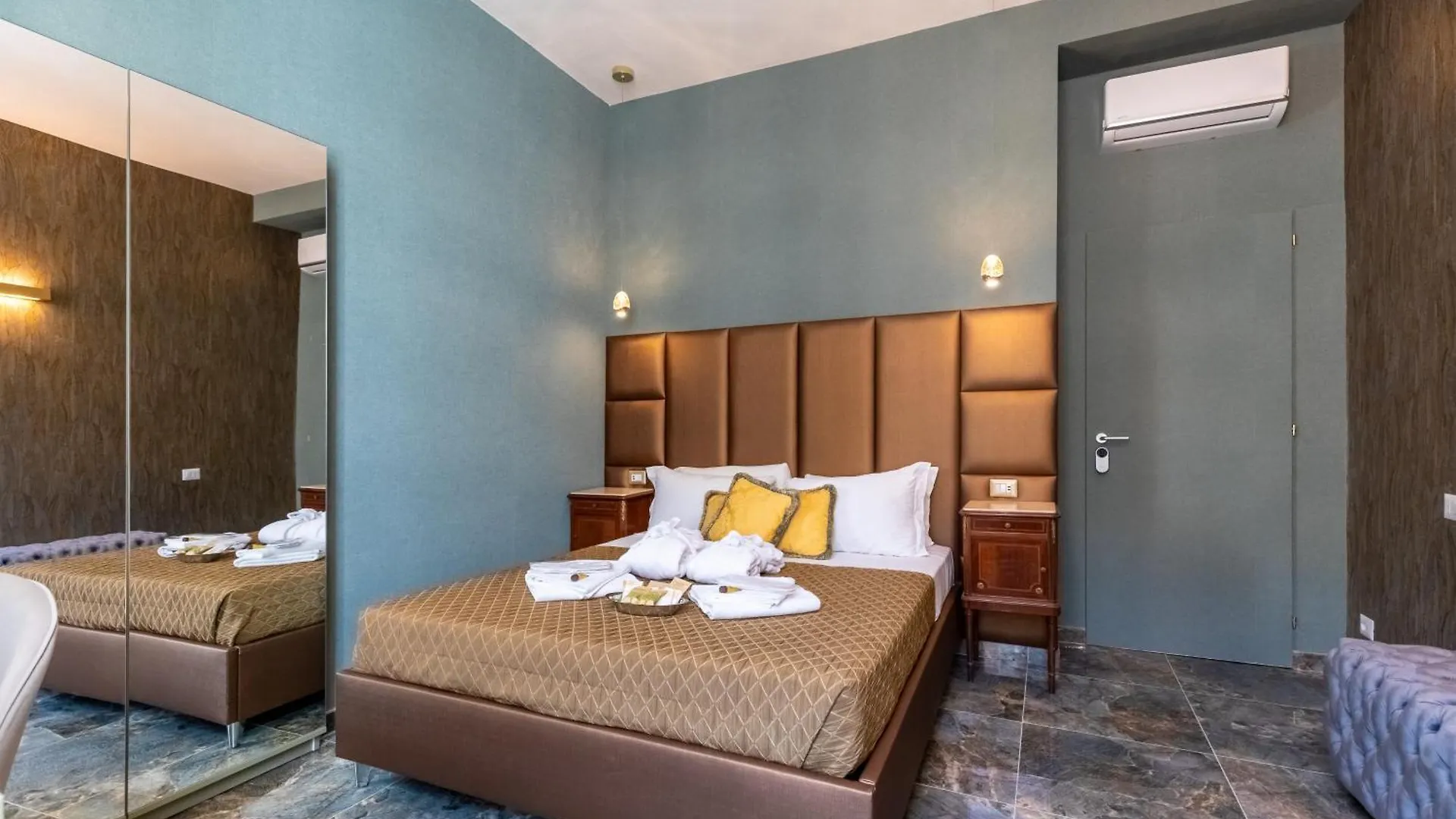 Piazza Di Spagna 51 Luxury Guest House Rome