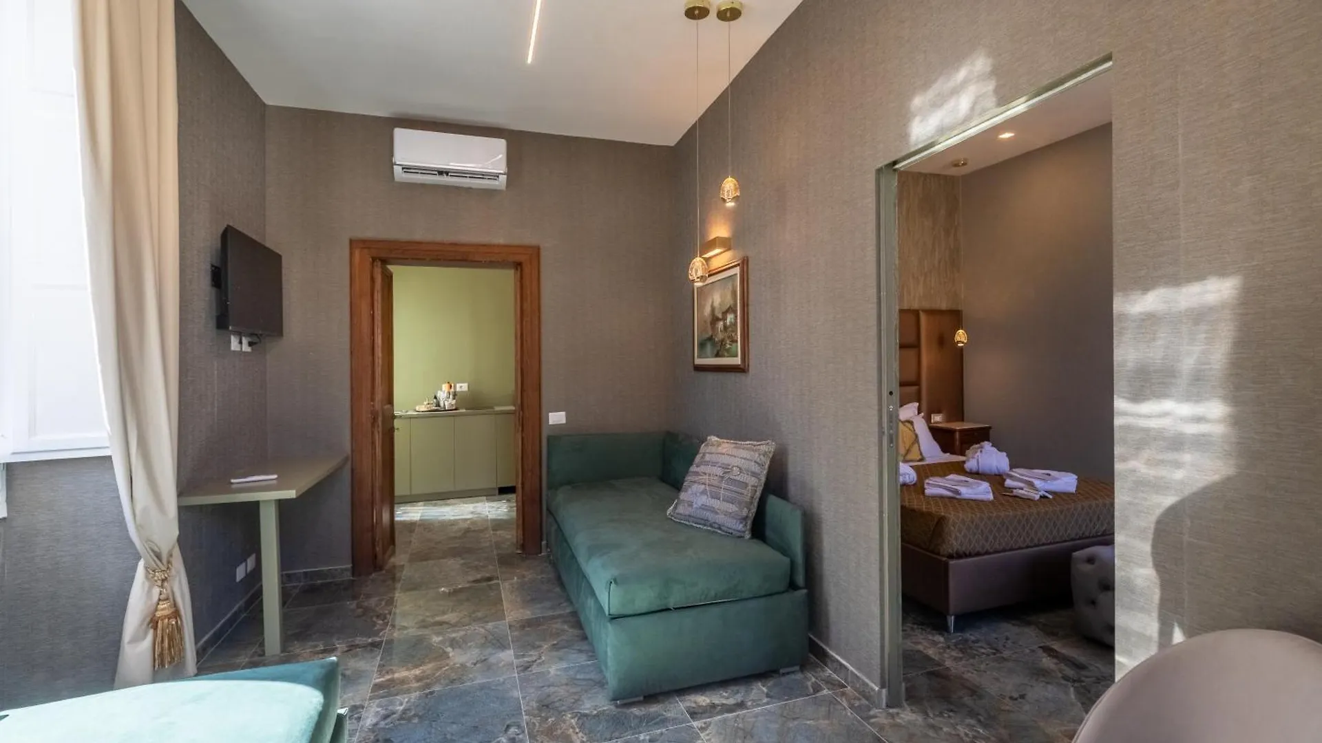 Piazza Di Spagna 51 Luxury Guest House Rome
