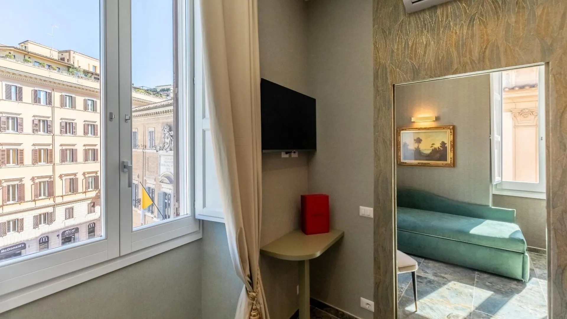 Piazza Di Spagna 51 Luxury Guest House Rome