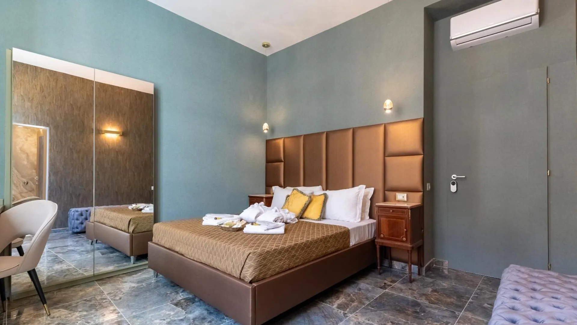 Piazza Di Spagna 51 Luxury Guest House Rome Italy