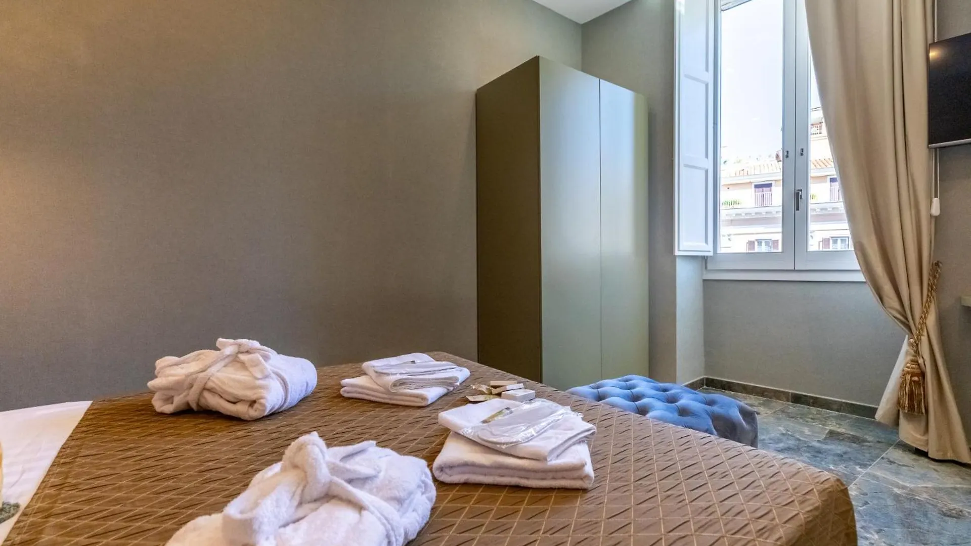 Piazza Di Spagna 51 Luxury Guest House Rome