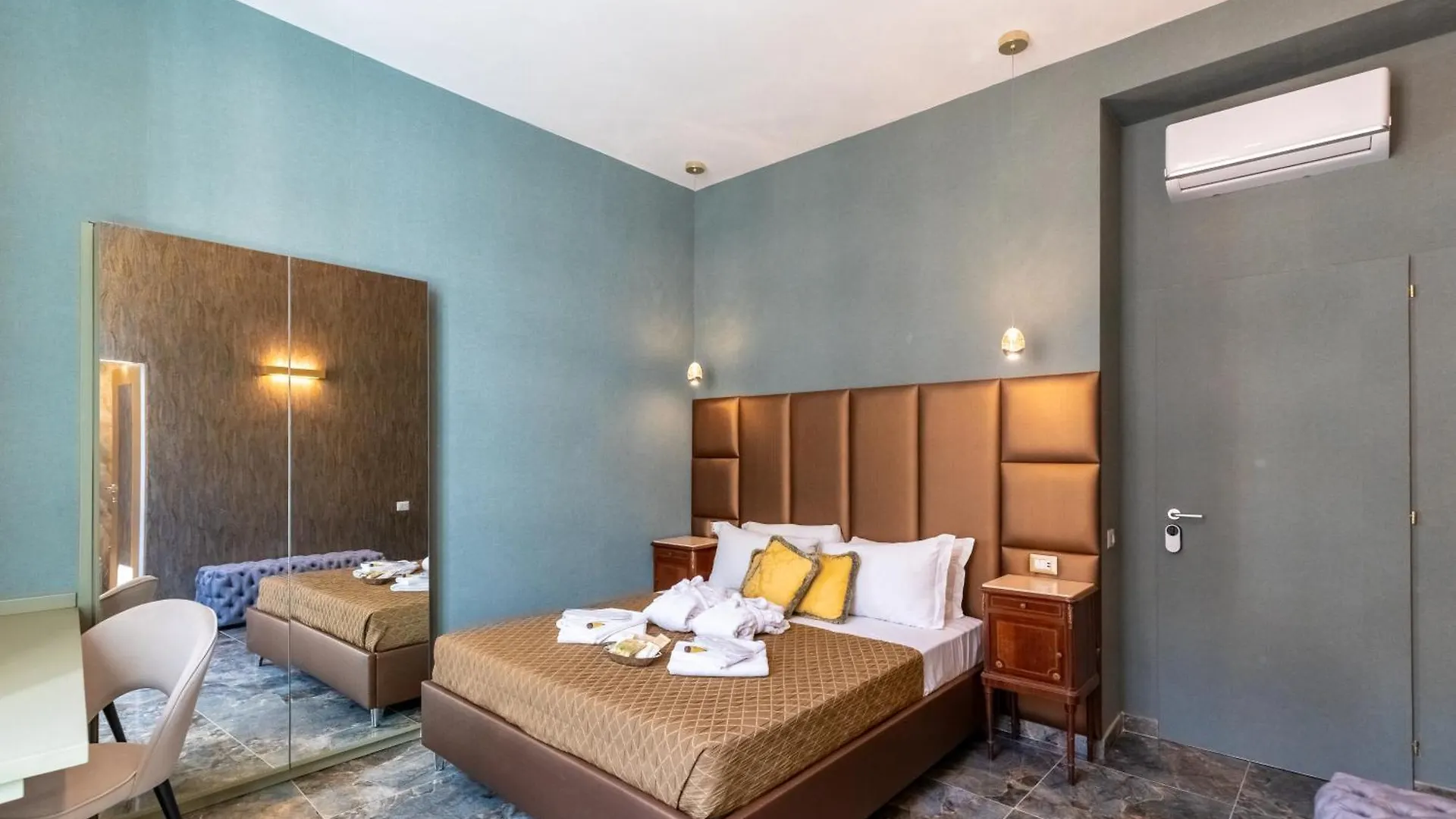 Piazza Di Spagna 51 Luxury Guest House Rome Italy